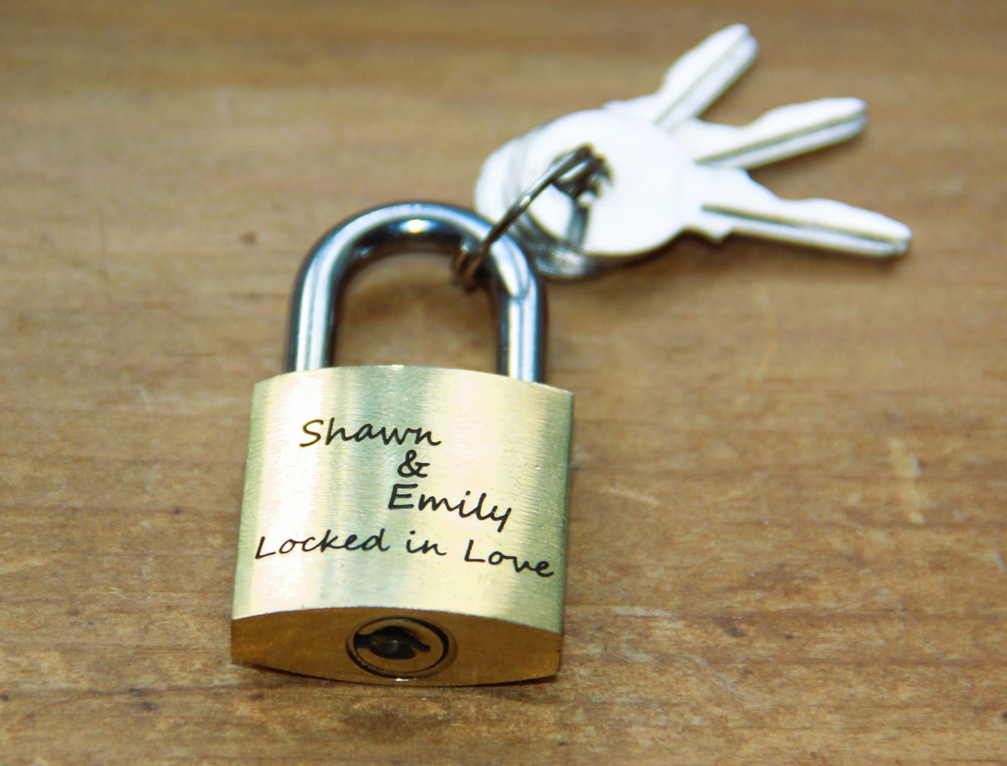Personalized Lovers Lock