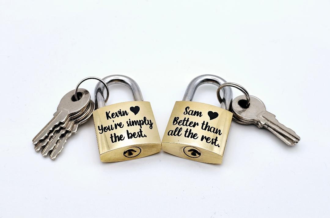 Personalized Lovers Lock